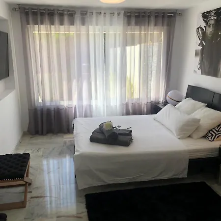 فيلة Little Paradise Close To La Sala In Puerto Banus / Quiet *