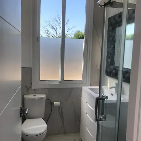 Little Paradise Close To La Sala In Puerto Banus / Quiet فيلة *