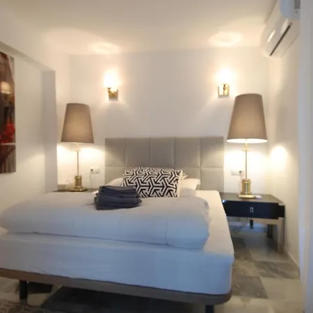 Little Paradise Close To La Sala In Puerto Banus / Quiet فيلة ماربيا